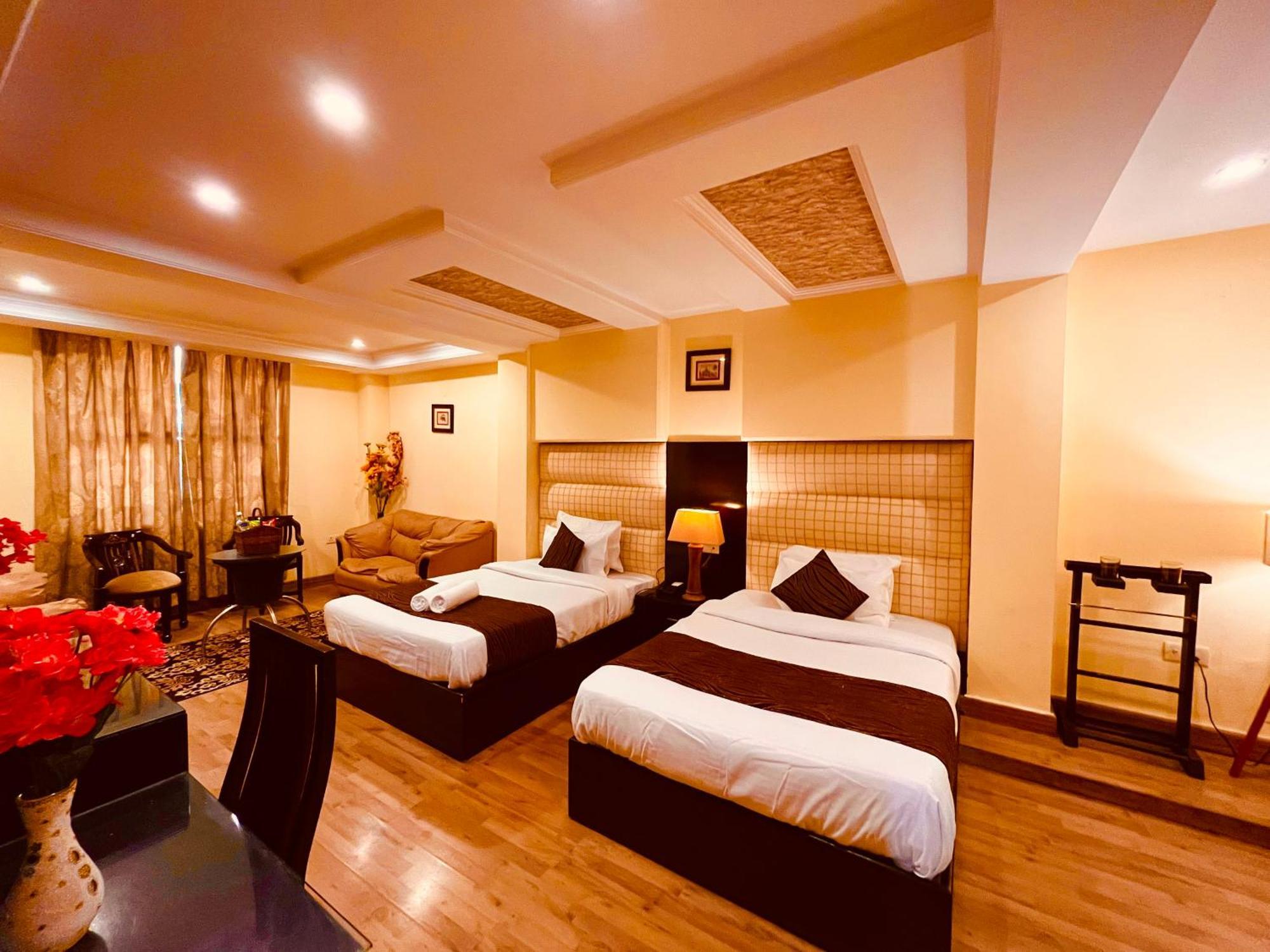 Palki Cafe & Stay Ludhiana Exterior foto